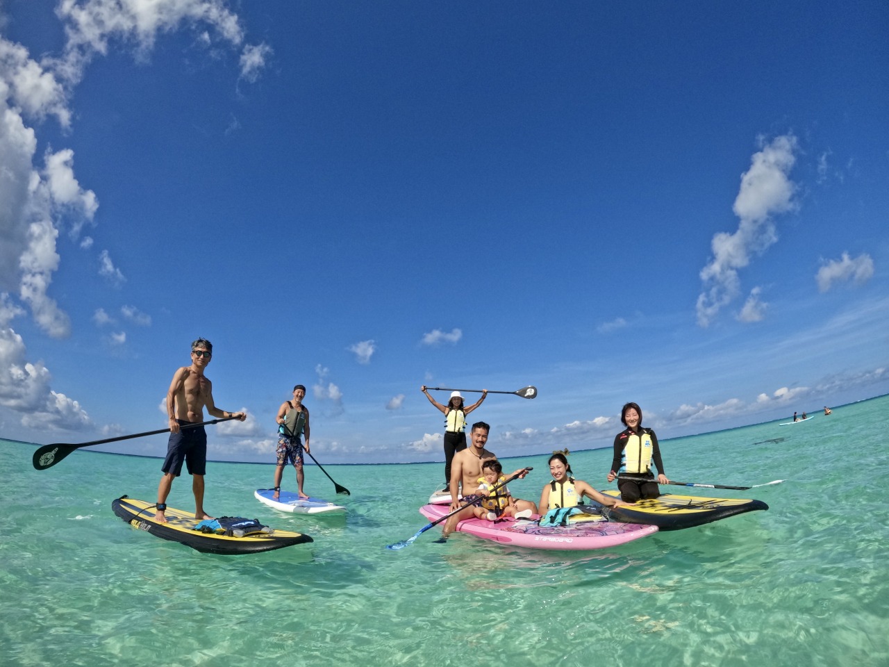 沖縄の離島、伊良部島のSUP ＆ シュノーケルガイド Bonito（ボニート）のビーチSUPorボートSUPのご案内ページの画像です